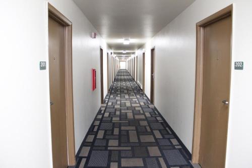 Imagen general del Hotel Knights Inn Grand Rapids East Airport. Foto 4
