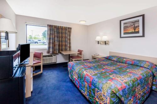 Imagen de la habitación del Hotel Knights Inn Grand Rapids East Airport. Foto 8