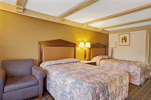 Imagen de la habitación del Hotel Knights Inn Greensburg. Foto 4