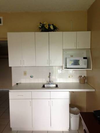 Imagen de la habitación del Hotel Knights Inn Hallandale. Foto 12