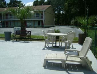 Imagen de la piscina del Hotel Knights Inn Hardeeville Sc. Foto 9