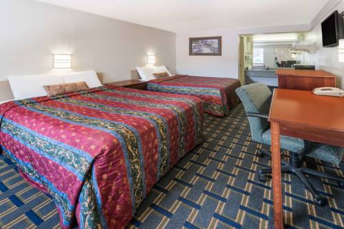 Imagen de la habitación del Hotel Knights Inn Hilliard Columbus. Foto 4