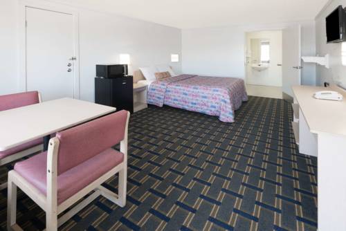 Imagen de la habitación del Hotel Knights Inn Hilliard Columbus. Foto 9