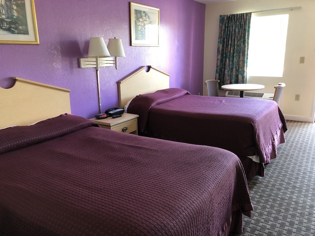 Imagen de la habitación del Hotel Knights Inn Jacksonville. Foto 7