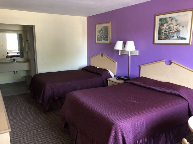 Imagen de la habitación del Hotel Knights Inn Jacksonville. Foto 8