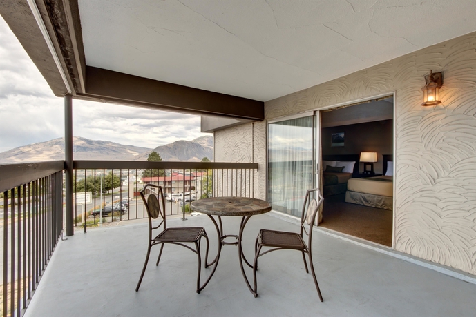 Imagen de la habitación del Hotel Knights Inn Kamloops. Foto 2