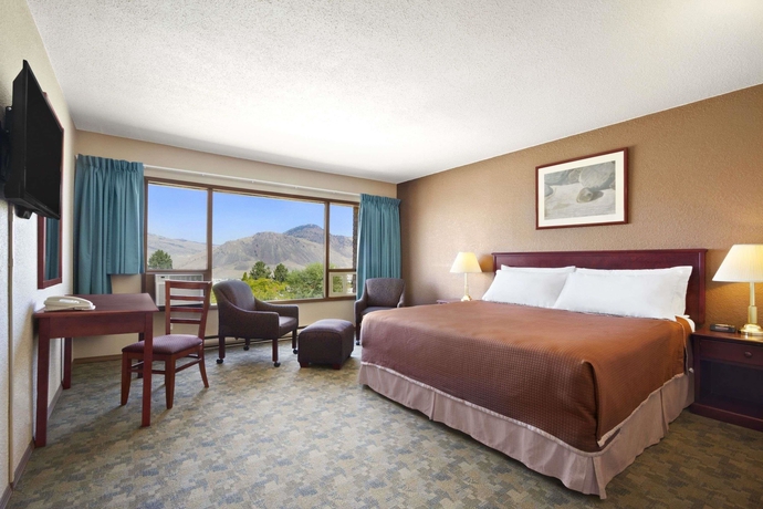 Imagen de la habitación del Hotel Knights Inn Kamloops. Foto 15