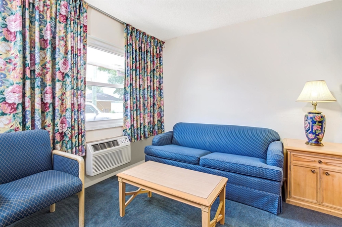 Imagen de la habitación del Hotel Knights Inn Kissimmee. Foto 4
