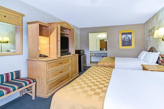 Imagen de la habitación del Hotel Knights Inn Kissimmee. Foto 6