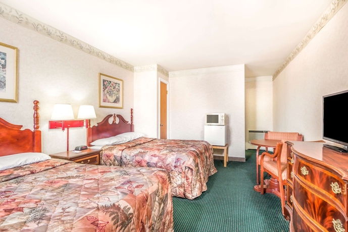 Imagen de la habitación del Hotel Knights Inn Lenox. Foto 11