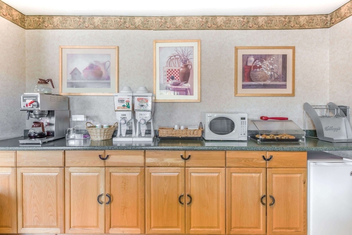 Imagen del bar/restaurante del Hotel Knights Inn Lenox. Foto 4