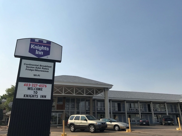 Imagen general del Hotel Knights Inn Lethbridge. Foto 1