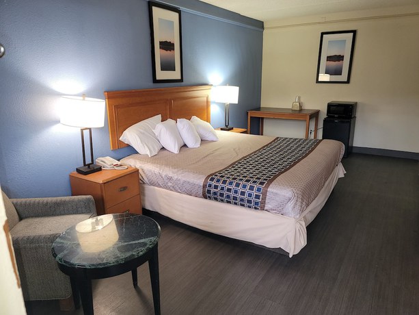 Imagen de la habitación del Hotel Knights Inn Lithonia. Foto 13