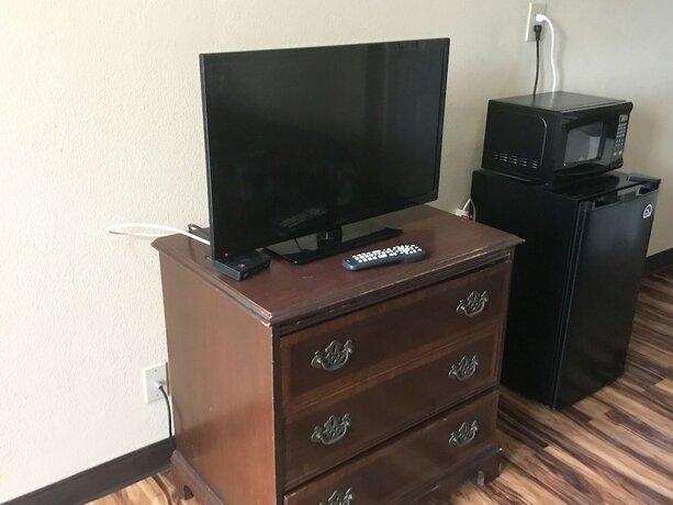 Imagen de la habitación del Hotel Knights Inn Lumberton. Foto 8