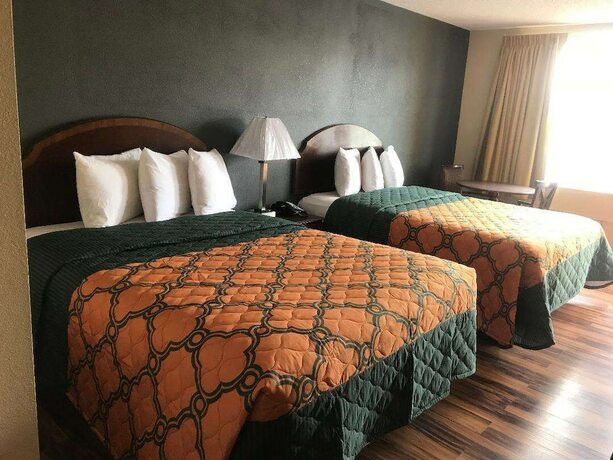 Imagen de la habitación del Hotel Knights Inn Lumberton. Foto 12