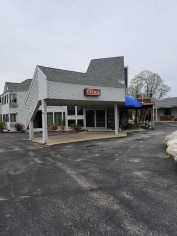 Imagen de la habitación del Hotel Knights Inn Mackinaw City. Foto 3