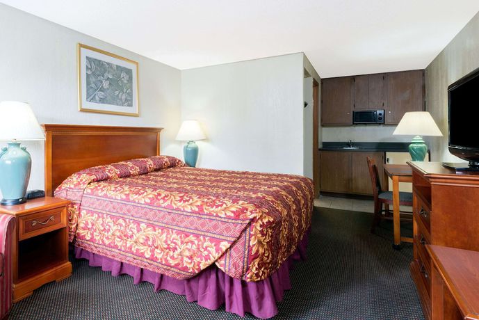 Imagen de la habitación del Hotel Knights Inn Martinsburg. Foto 6