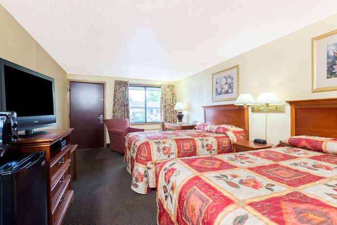 Imagen de la habitación del Hotel Knights Inn Martinsburg. Foto 16