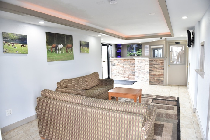 Imagen de los interiores del Hotel Knights Inn Merrillville. Foto 16