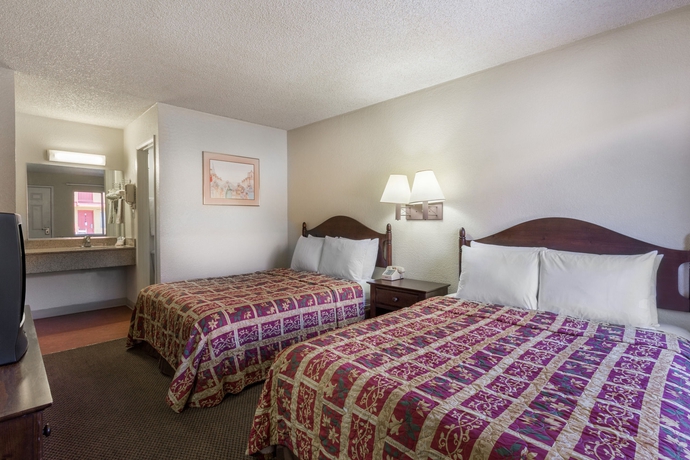 Imagen de la habitación del Hotel Knights Inn Mesa. Foto 4