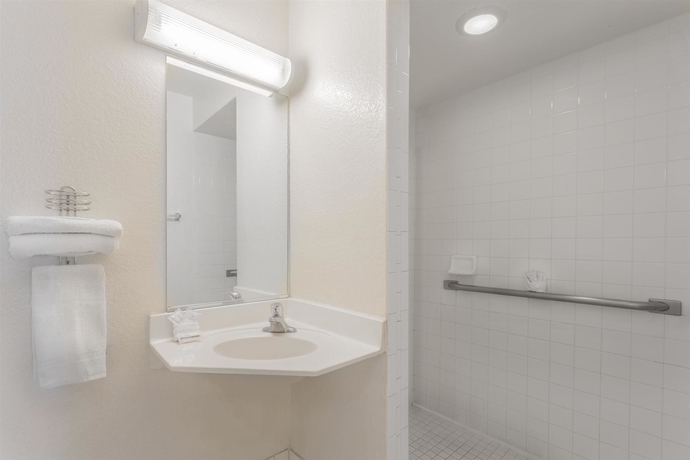 Imagen de la habitación del Hotel Knights Inn Mesa. Foto 5