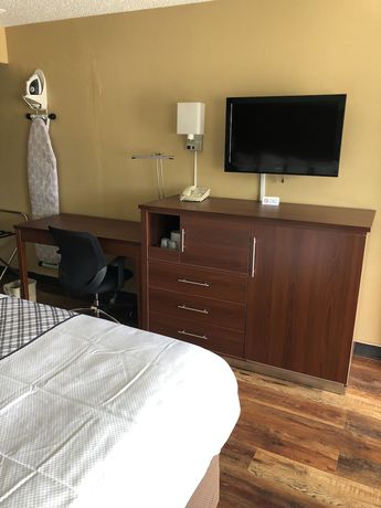 Imagen de la habitación del Hotel Knight\'s Inn Motel. Foto 15