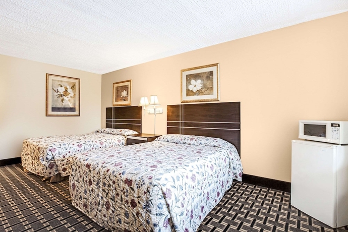 Imagen de la habitación del Hotel Knights Inn Mount Laurel. Foto 3