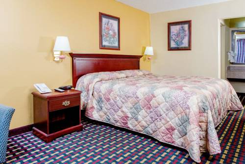 Imagen de la habitación del Hotel Knights Inn Nashville Antioch. Foto 6