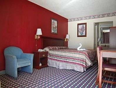 Imagen de la habitación del Hotel Knights Inn Nashville Antioch. Foto 10