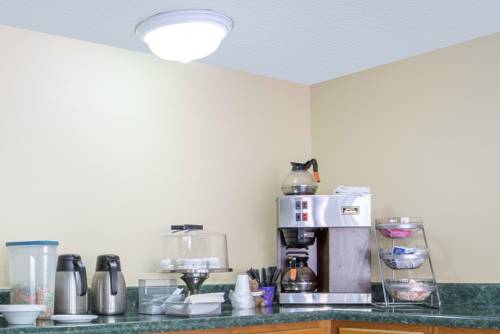 Imagen de la habitación del Hotel Knights Inn Nashville Antioch. Foto 13