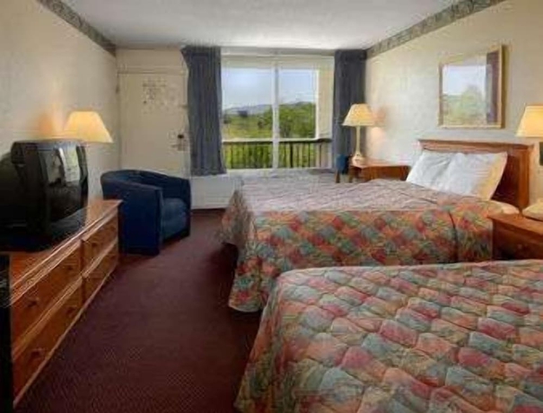 Imagen de la habitación del Hotel Knights Inn Newport, Tn. Foto 10