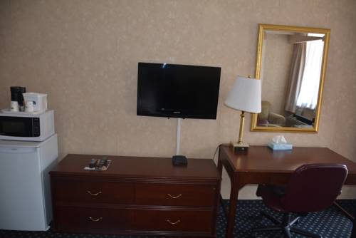 Imagen de la habitación del Hotel Knights Inn North Bay. Foto 3