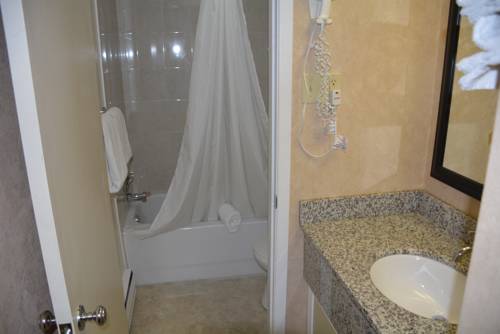 Imagen de la habitación del Hotel Knights Inn North Bay. Foto 5