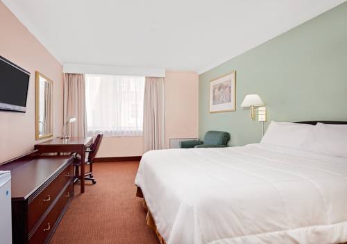 Imagen de la habitación del Hotel Knights Inn North Bay. Foto 10