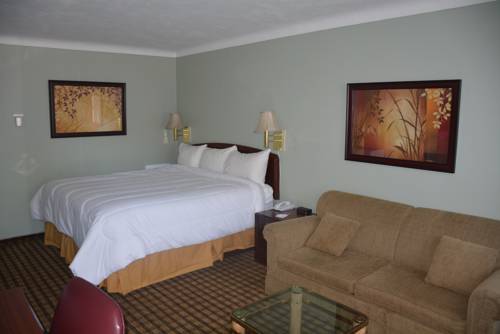 Imagen de la habitación del Hotel Knights Inn North Bay. Foto 12