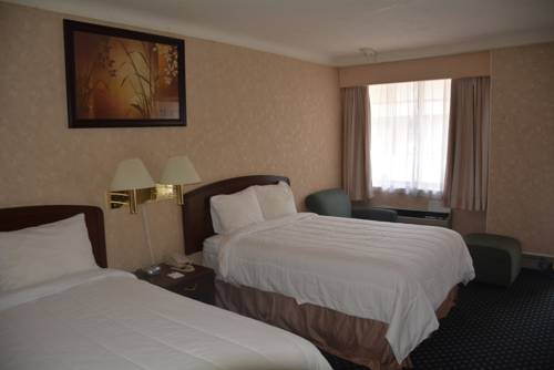 Imagen de la habitación del Hotel Knights Inn North Bay. Foto 13