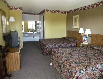 Imagen de la habitación del Hotel Knights Inn Ontario. Foto 2