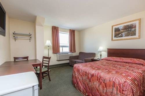 Imagen de la habitación del Hotel Knights Inn Orillia. Foto 10