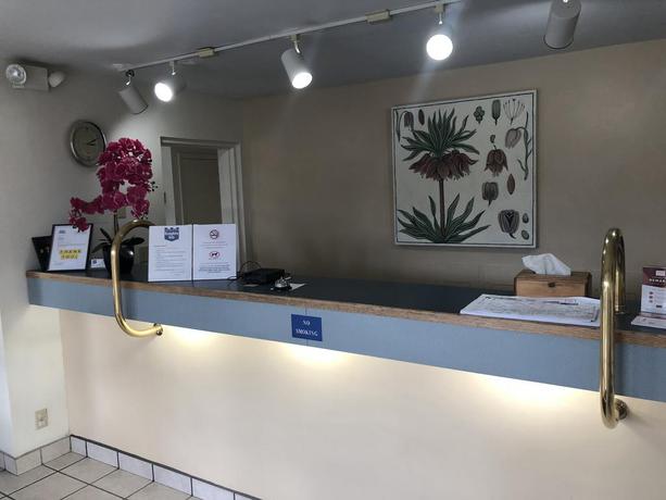Imagen de los interiores del Hotel Knights Inn Oswego East. Foto 9