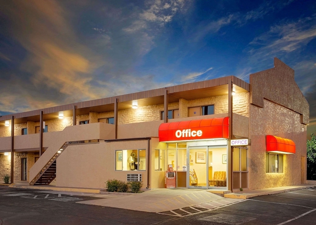 Imagen general del Hotel Knights Inn Page. Foto 2