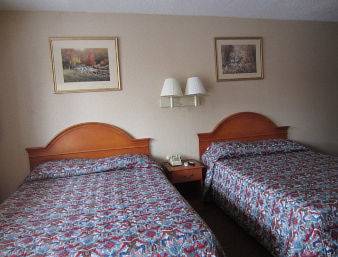 Imagen de la habitación del Hotel Knights Inn Pine Brook. Foto 6