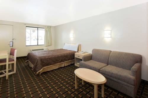 Imagen de la habitación del Hotel Knights Inn Punta Gorda. Foto 10