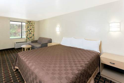 Imagen de la habitación del Hotel Knights Inn Punta Gorda. Foto 11