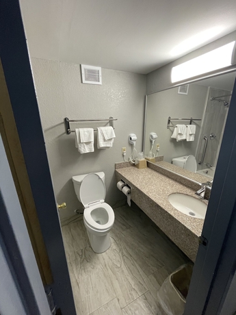 Imagen de la habitación del Hotel Knights Inn Richmond At W Broad St. Foto 6
