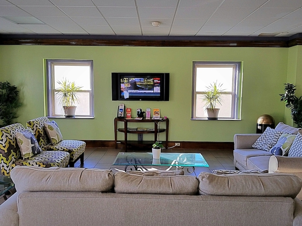 Imagen del bar/restaurante del Hotel Knights Inn Richmond At W Broad St. Foto 2