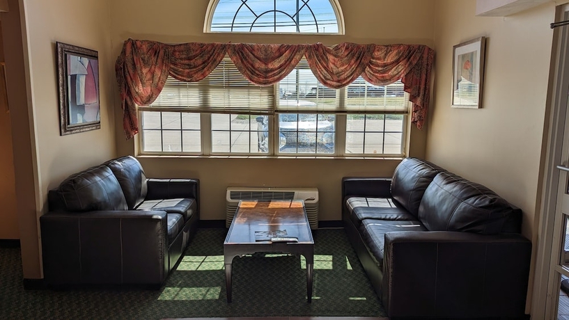 Imagen de los interiores del Hotel Knights Inn Saint Clairsville. Foto 18