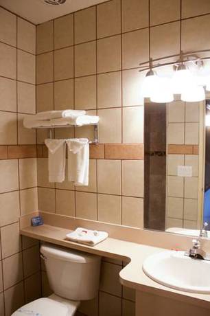 Imagen de la habitación del Hotel Knights Inn Salem, Or. Foto 3