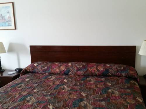Imagen de la habitación del Hotel Knights Inn Sandusky. Foto 5