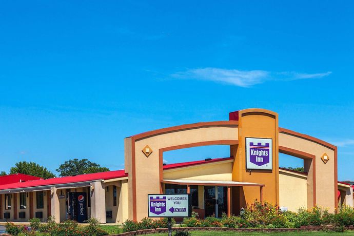 Imagen general del Hotel Knights Inn Seymour. Foto 2