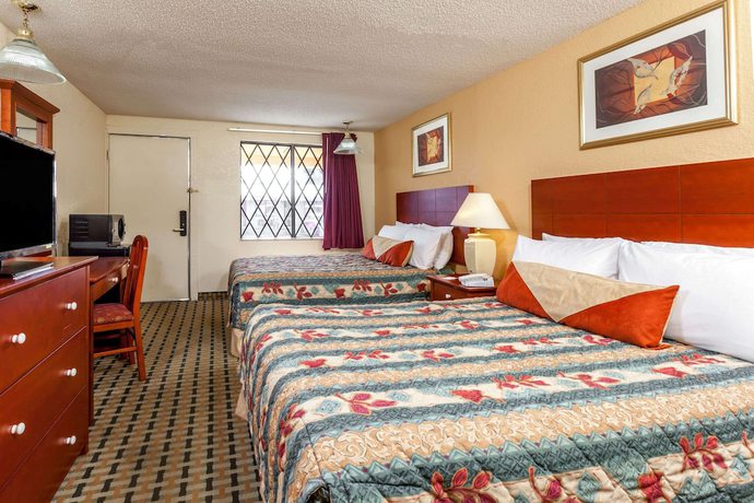 Imagen de la habitación del Hotel Knights Inn Seymour. Foto 10